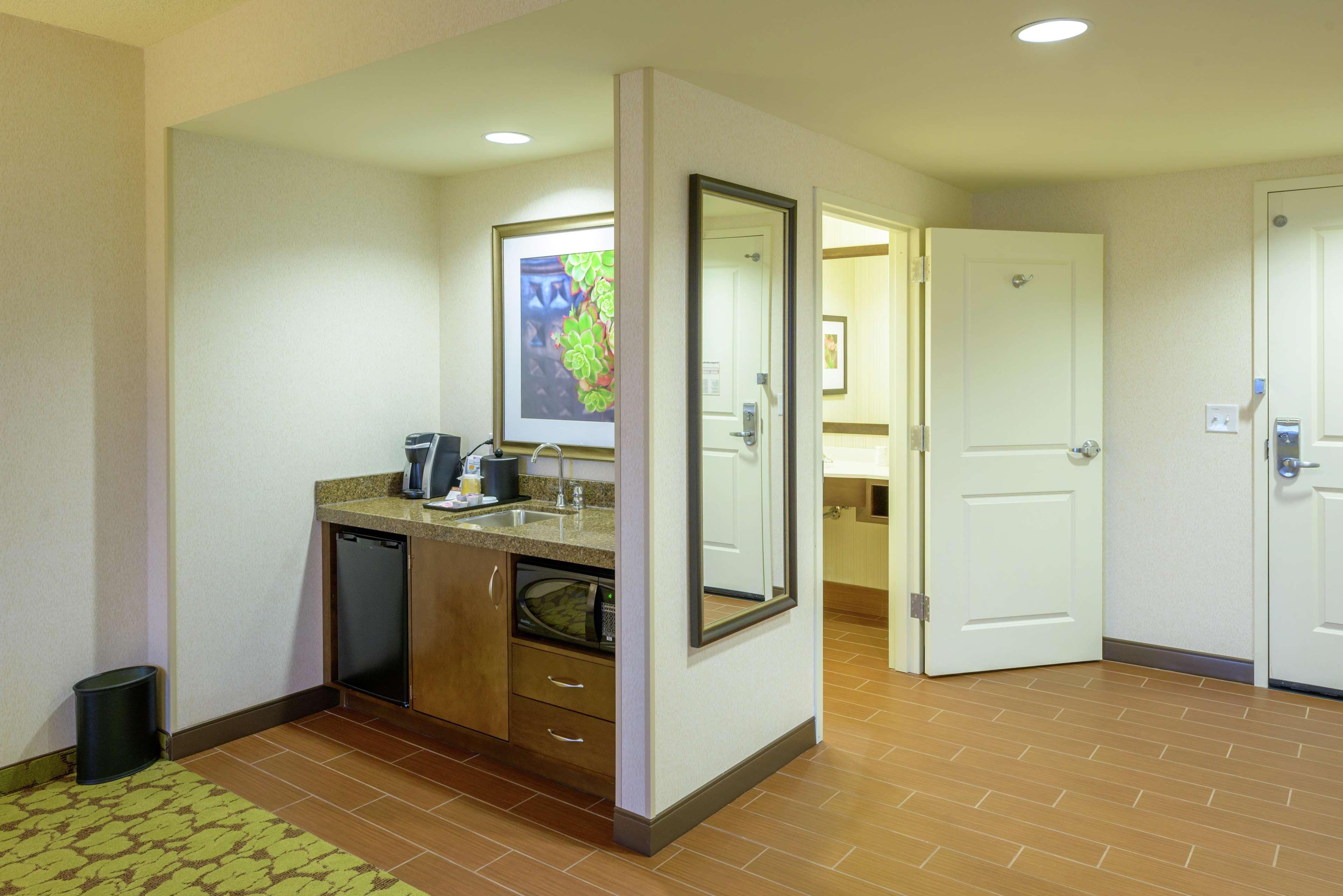 Hilton Garden Inn Exton-West Chester מראה חיצוני תמונה