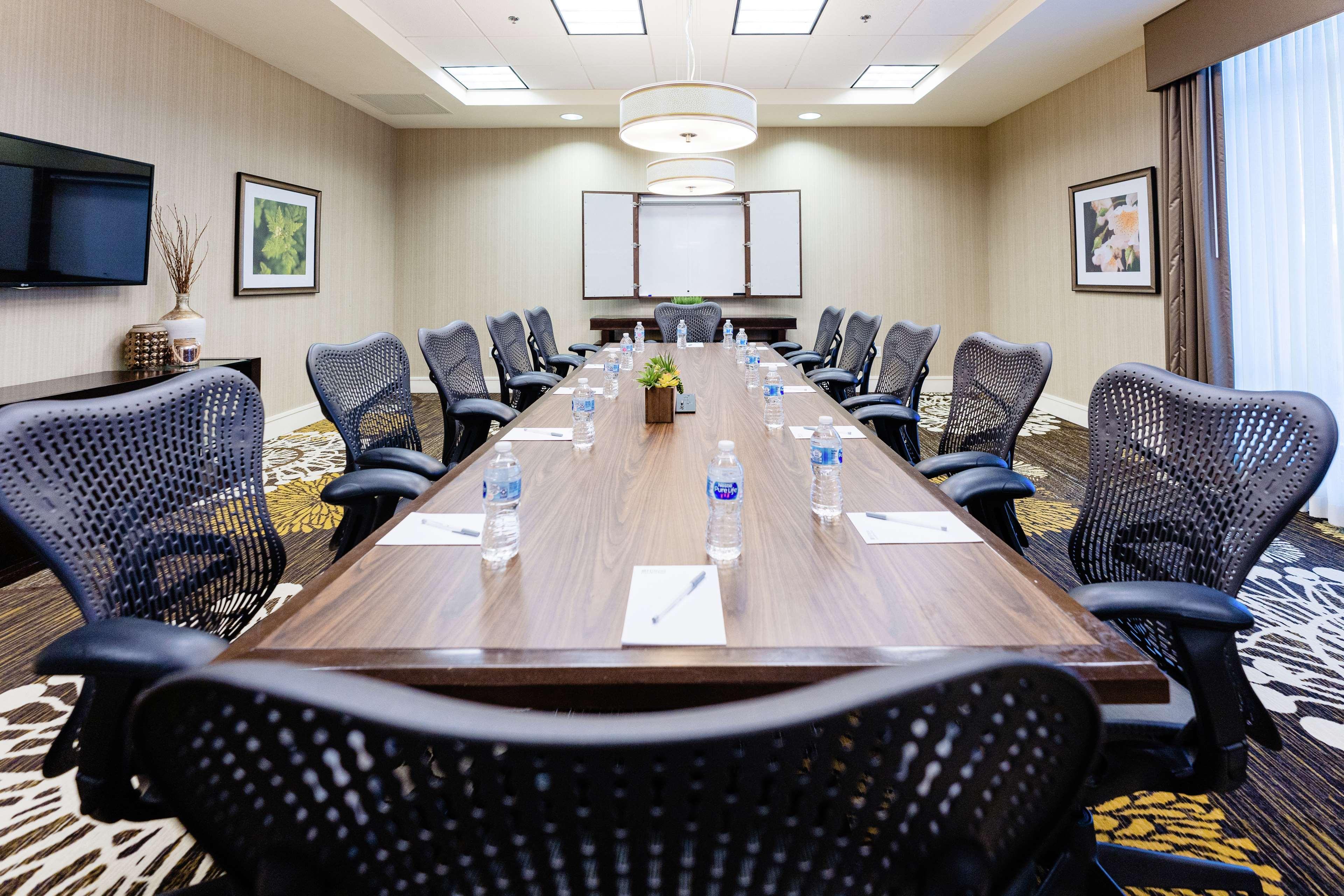Hilton Garden Inn Exton-West Chester מראה חיצוני תמונה